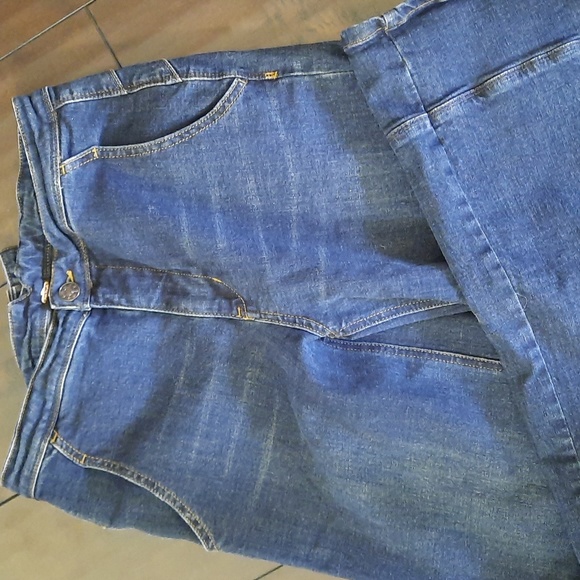 Free People Wide Leg Jeans - Picture 7 of 8